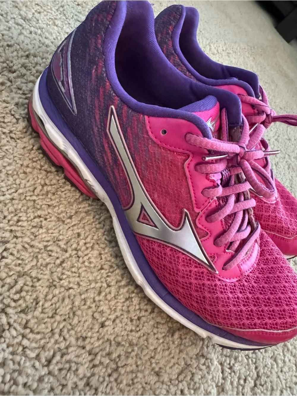 Mizuno Women's Pink Performance Running Shoes